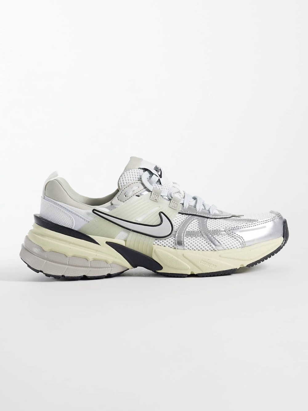 Nike Women’s Silver White and Black Retro Runner Sneakers
